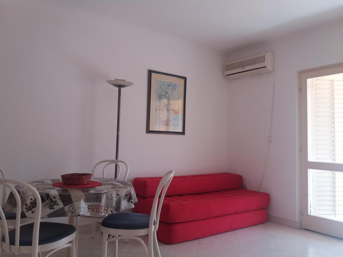 בודווה One Bedroom Apartment 500M From The Beach מראה חיצוני תמונה
