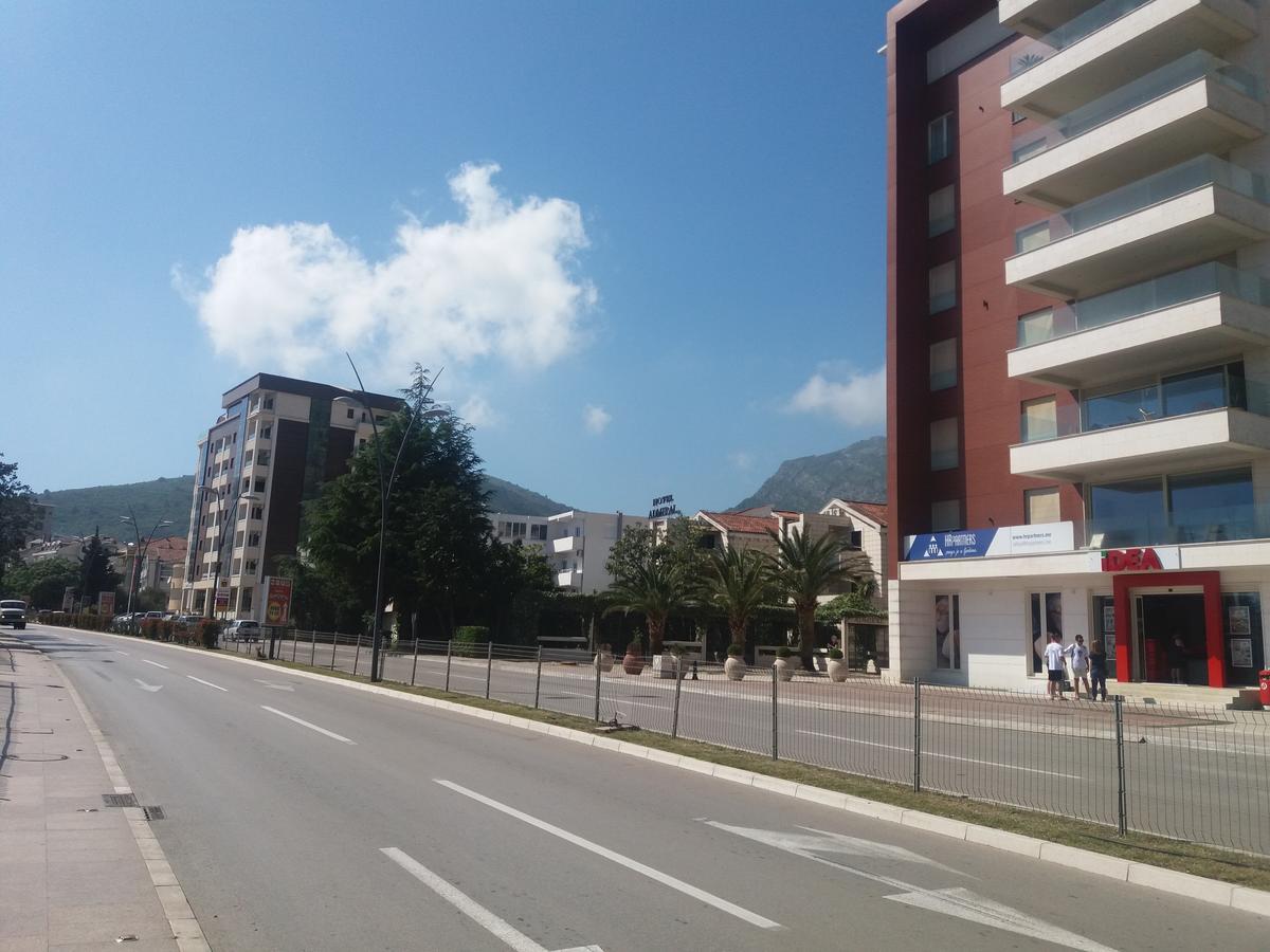 בודווה One Bedroom Apartment 500M From The Beach מראה חיצוני תמונה